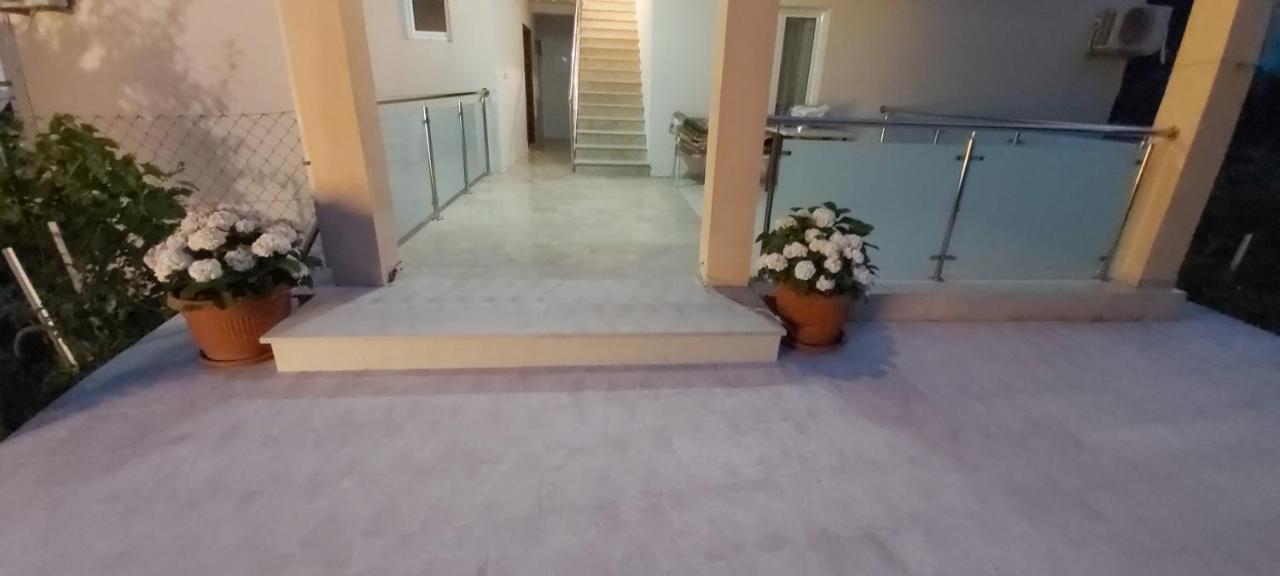 Apartmani Becici ภายนอก รูปภาพ